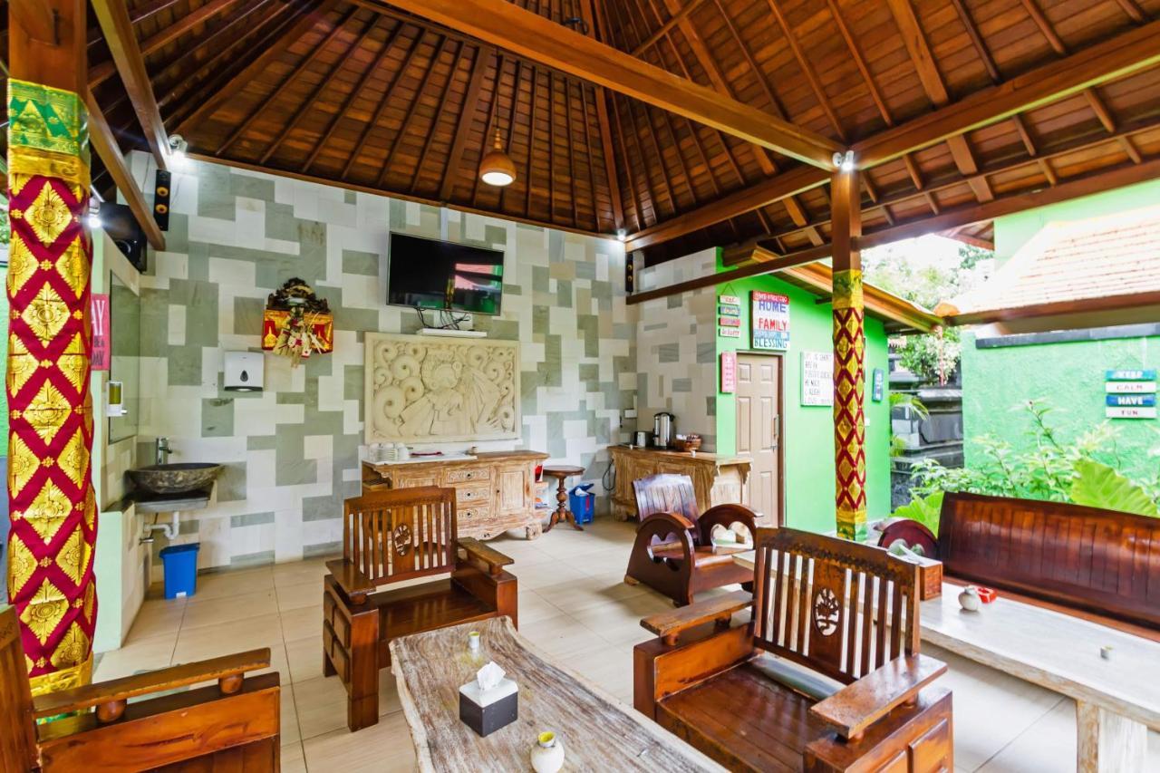 Lembongan Hostel Екстер'єр фото