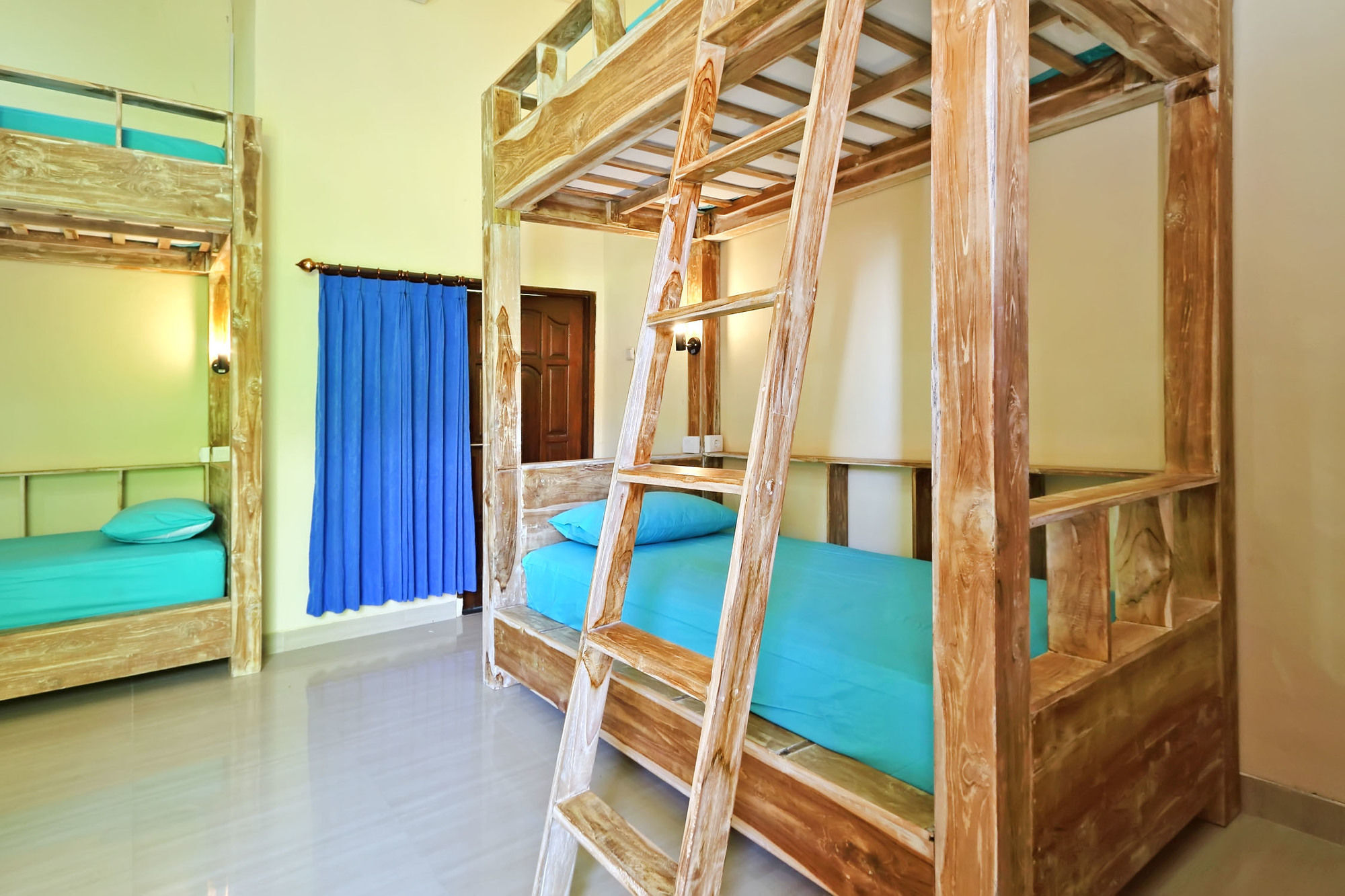 Lembongan Hostel Екстер'єр фото